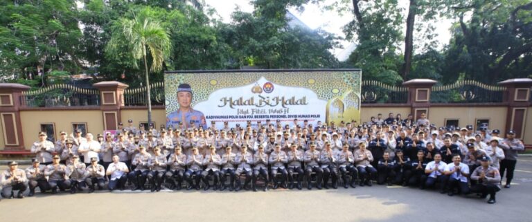 Dalam Momentum Halal Bihalal, Kadiv Humas Sampaikan Apresiasi Pengamanan Mudik Lancar dan Nyaman