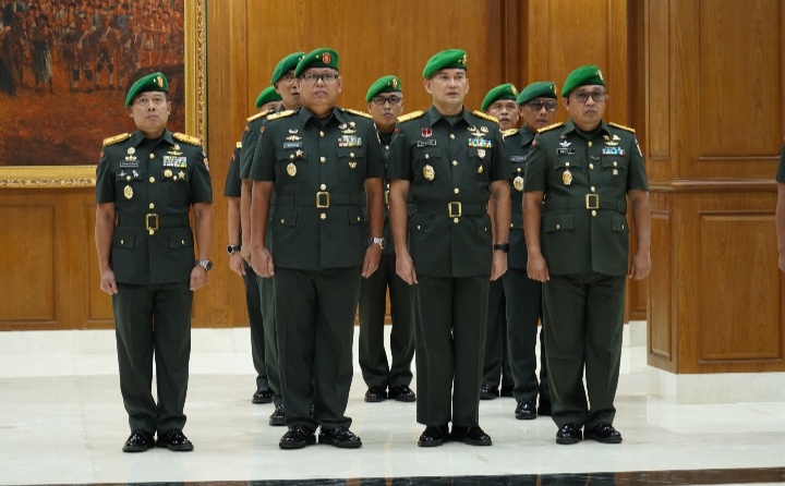 Gubernur Akmil Melepas Kadepnikmin dan Kadepsos Promosi Bintang Satu