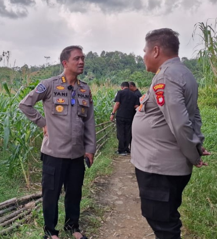 Kabid TIK Polda Kalbar Asistensi Program Ketahanan Pangan Di Mempawah Hulu.