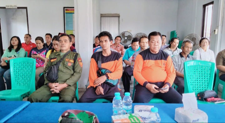 Babinsa Kodim 1209-05/Samalantan Hadiri Kegiatan Rapat Penguatan Fasilitas Masyarakat Tanggap Bencana