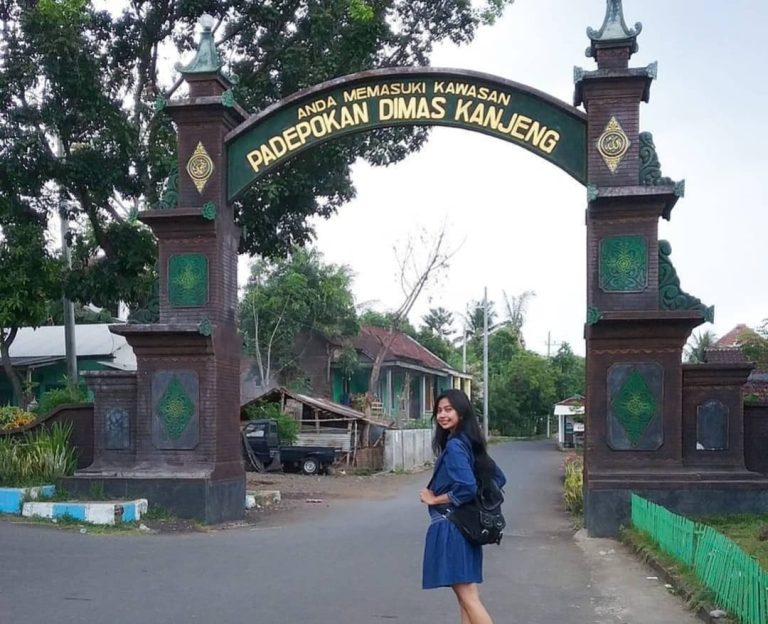 Padepokan Dimas Kanjeng: Berkah dari Keterlibatan Sosial dan Semangat Muda