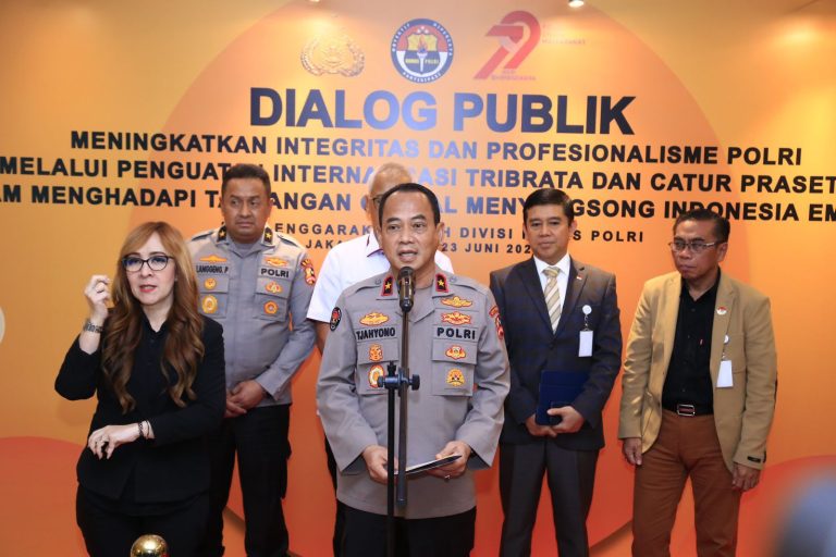 Polri Gelar Dialog Publik Guna Tingkatkan Intelektualitas dan Kontribusi Menghadapi Tantangan Global