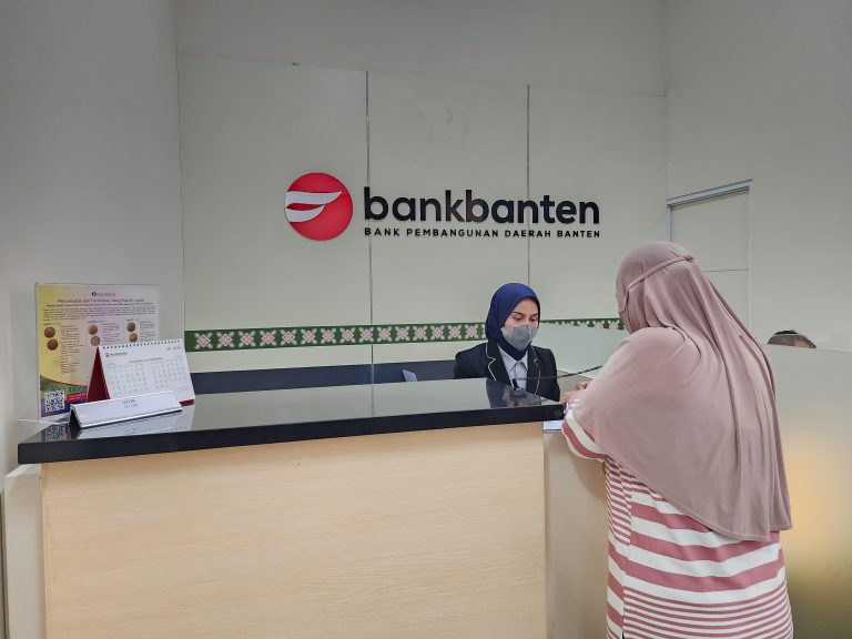 Bank Banten Klarifikasi Video Viral: Pegawai Tidak Langgar Prosedur, Tetap Komitmen Tingkatkan Pelayanan
