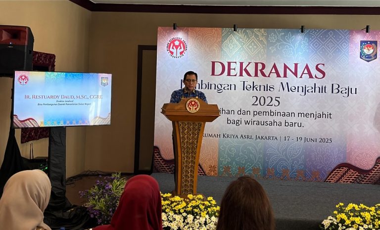 Bimtek Menjahit: Sinergi Kemendagri dan Dekranas Dukung Ekonomi Kerakyatan