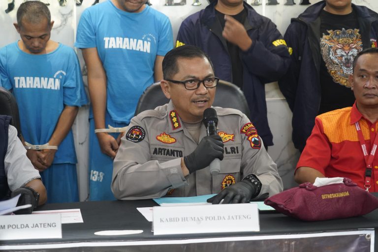 Polda Jateng  Ungkap Kasus Pembunuhan Wanita di Demak dan Kawanan Perampok Spesialis Bobol Minimarket di Kendal