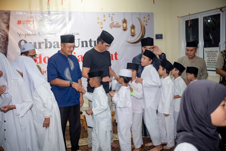 Mayjen TNI Budi Irawan Deputi Penanganan Darurat BNPB RI Santuni dan Motivasi Anak Yatim Dhu’afa