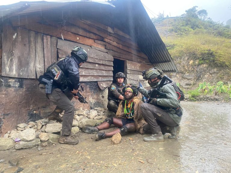 Satgas Ops Damai Cartenz Berhasil Tangkap KKB Male Telenggen di Puncak Jaya