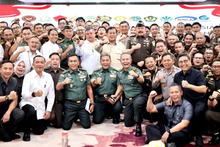 Presiden Prabowo Subianto Sampaikan Apresiasi Satgas Penertiban Kawasan Hutan