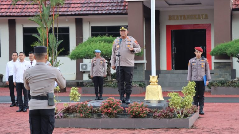 Kapolres Lingga Tekankan Etika dan Profesionalisme Anggota Polri di Lapangan