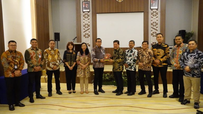 Kejati Kepri dan Bank Mandiri Laksanakan Penandatanganan Perjanjian Kerja Sama (PKS). • Perkuat Sinergi dan Kepastian Hukum,