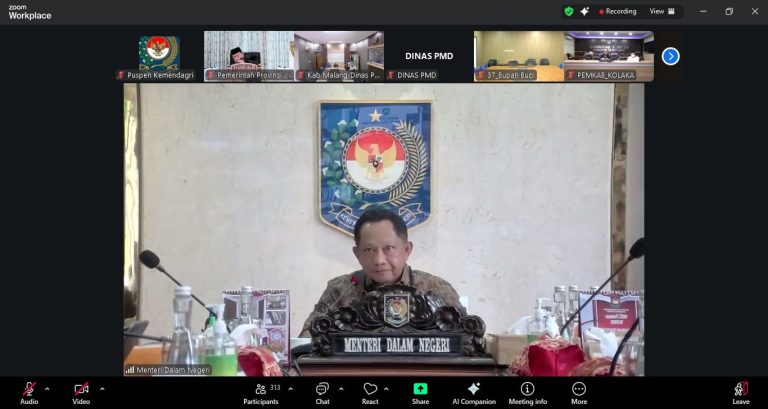 Tindak Lanjuti Arahan Presiden, Mendagri Minta Pemda Segera Data Jembatan Rusak Menuju Sekolah