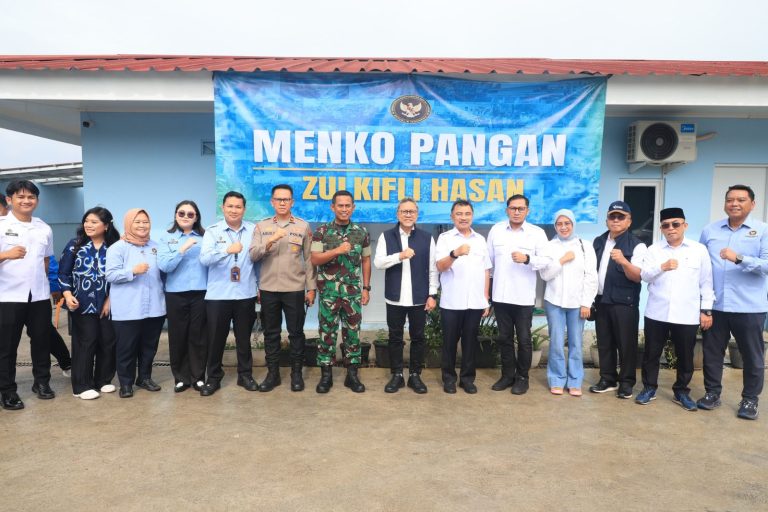 Menko Pangan Bersama Wali dan Wakil Wali Kota Bekasi Tinjau pelaksanaan program MBG di Kota Bekasi dan Cek Lokasi Pengelolaan Sampah Bantargebang