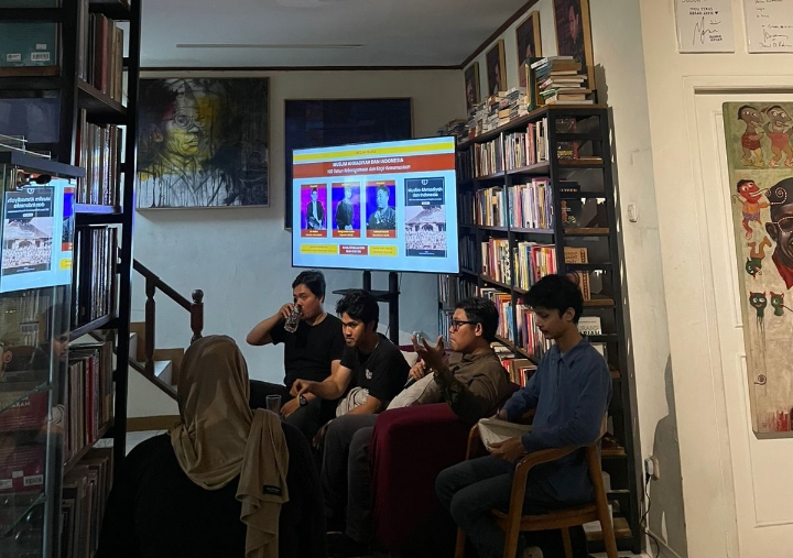 Kolaborasi Himpunan Mahasiswa Ahmadiyah dan MUDA, Diskusi Buku 100 Tahun Ahmadiyah Rajut Solidaritas dan Nalar Kritis