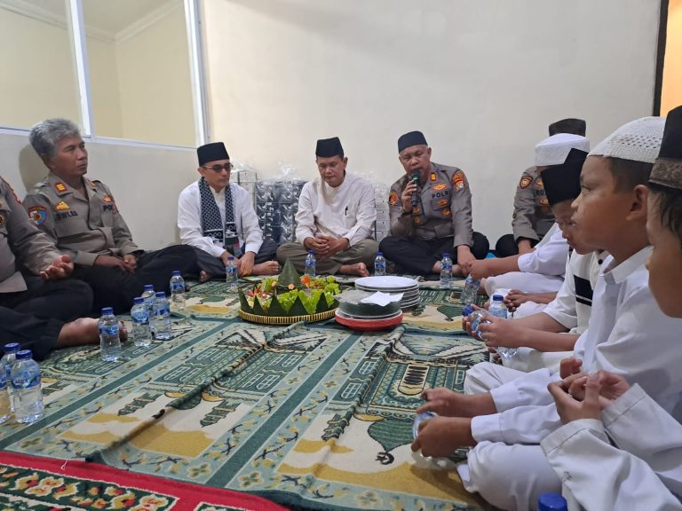 Doa 40 Anak Yatim Iringi AKP Wahyudi Emban Amanah sebagai Kapolsek Pondokgede
